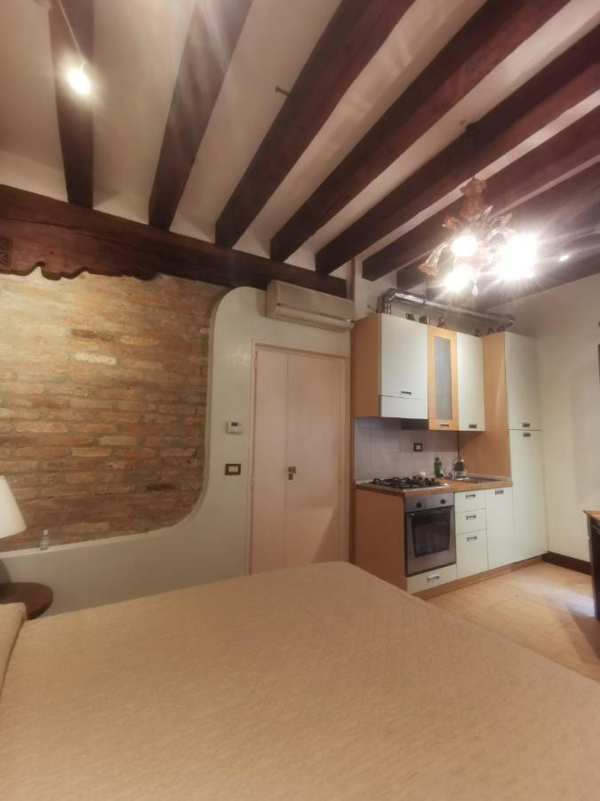 Canal View Studio Flat Venezia Esterno foto